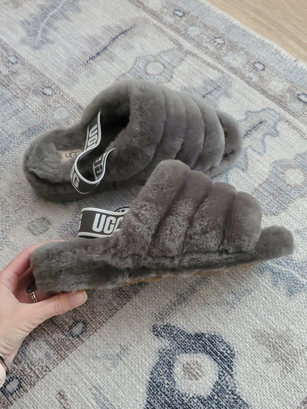Ugg Fluff Yeah Slide Slippers Sandals Gray Sz8